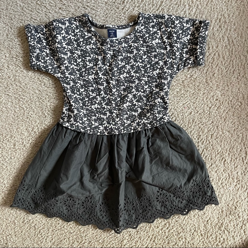 Baby Gap 5T dress fleece top with eyelet skirt